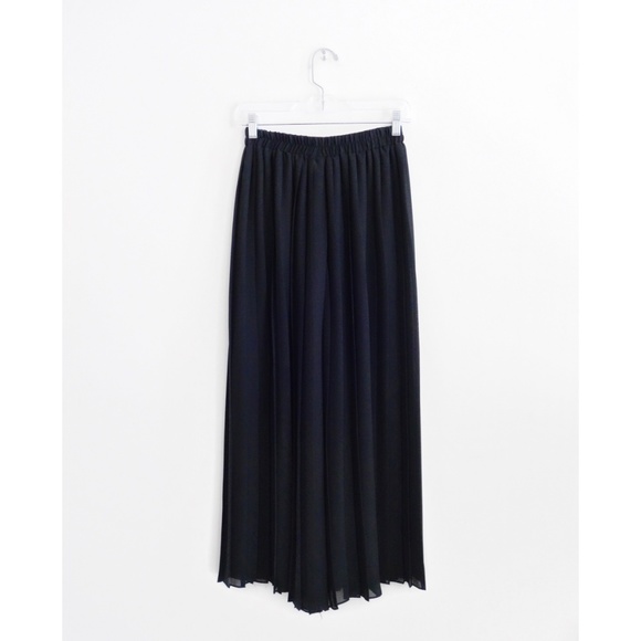 Vintage 90s Black Pleated Plisse Culottes sz S - Picture 2 of 3